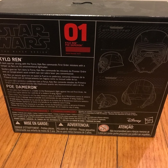 Star Wars The Black Titanium Series Helmets - Picture 2 of 2